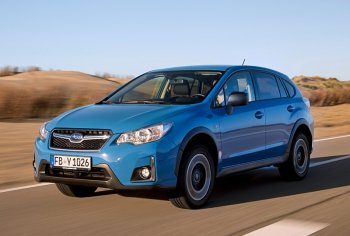 Обновленный вариант Subaru XV появится в России в следующем месяце