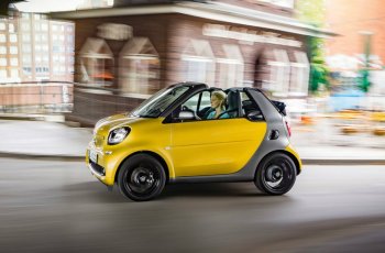 Названа дата старта продаж Smart ForTwo Cabrio в России
