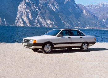 Брать или не брать «старенькую ретро» модель Audi 100 (C3) 1982-1991 годов выпуска